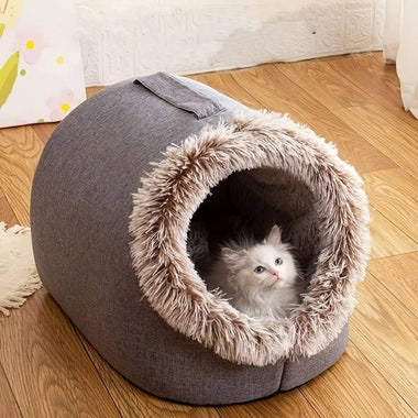 Winter Cat Bed – Warm Plush Enclosed Cat Cave