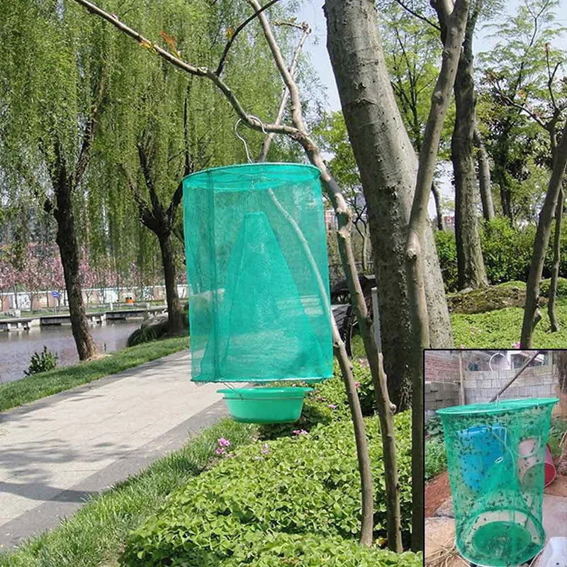 Hanging Fly Trap for Stables and Horse Yards – 1 Piece